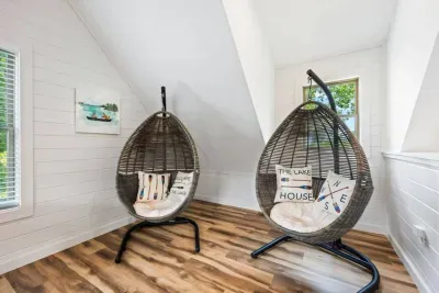 The most Instagrammable spot on the third floor!  Sink into these hanging egg chairs and enjoy a little “me time” with lake views, good vibes, and total relaxation.