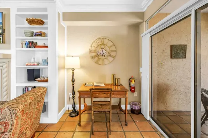 Study Nook: Bright and inviting workspace, perfect for writing your vacation memories!