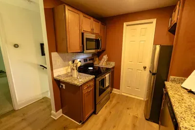 Barefoot Cottage - image 61 of 73