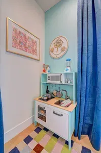 ‍ Little chefs can whip up global delights in their very own play kitchen—no passport required.