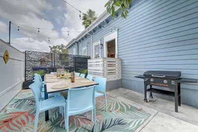 Breakfast on the griddle, wine at sunset—repeat as needed.