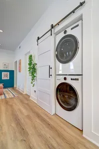 Because salt, sand, and sunscreen happen… we’ve got you covered.