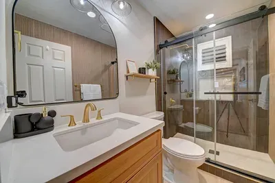 Clubhouse ‘55 - image 23 of 93