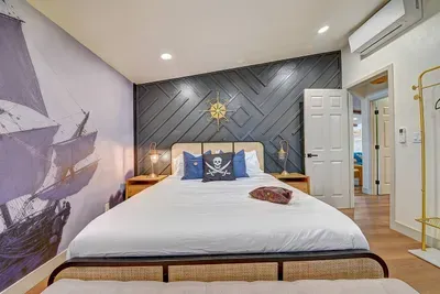 Clubhouse ‘55 - image 27 of 93