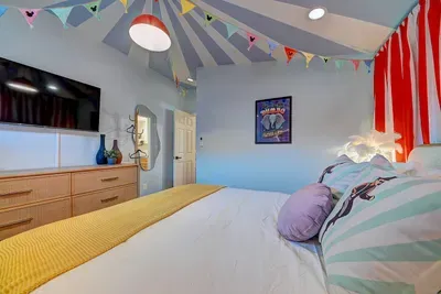 Clubhouse ‘55 - image 37 of 93