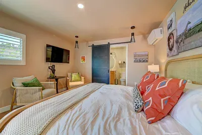 Clubhouse ‘55 - image 38 of 93