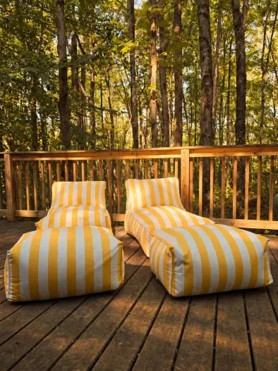 Romantic Secluded Log Cabin: Hot Tub, Movies - image 9 of 42