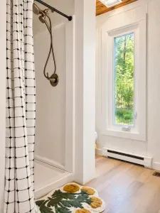 Romantic Secluded Log Cabin: Hot Tub, Movies - image 38 of 42