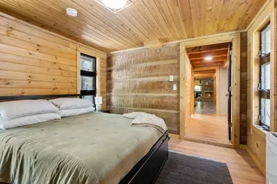 Velvet Elk Lodge - image 39 of 78