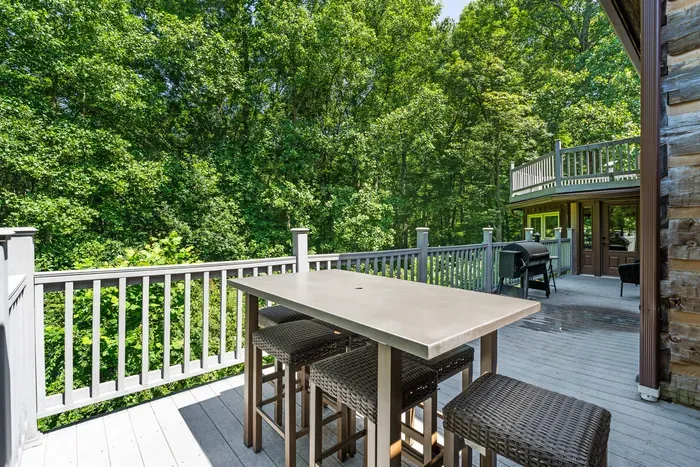Fun Luxury Lodge Sleeping 25: Hot Tub, 16 Acres - image 67 of 78