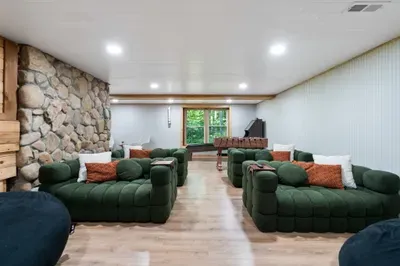 Velvet Elk Lodge - image 56 of 78