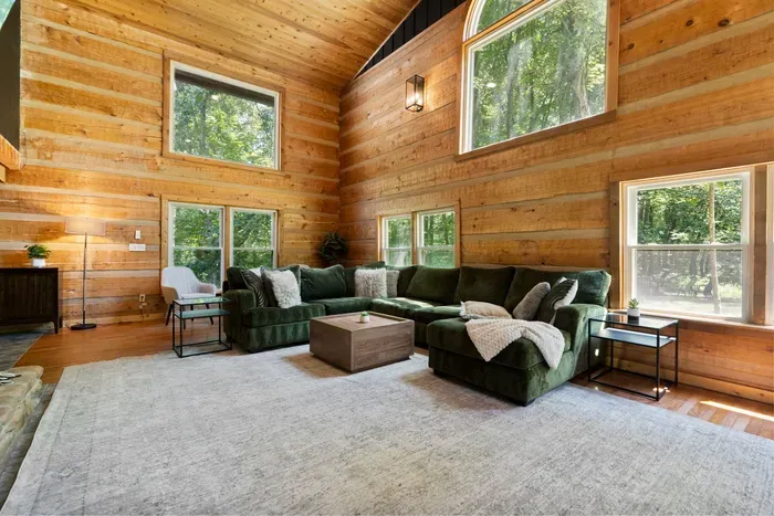 Fun Luxury Lodge Sleeping 25: Hot Tub, 16 Acres - image 9 of 78