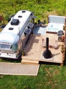 Top Tin Airstream - image 29 of 33