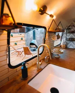 Top Tin Airstream