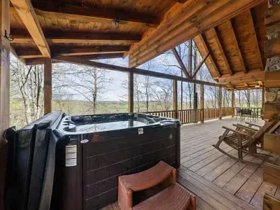 Black Bear Getaway Cabin