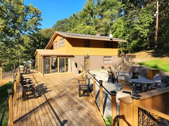 Snickers Ridge Lodge