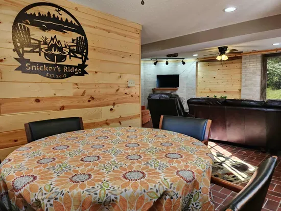 Snickers Ridge Lodge