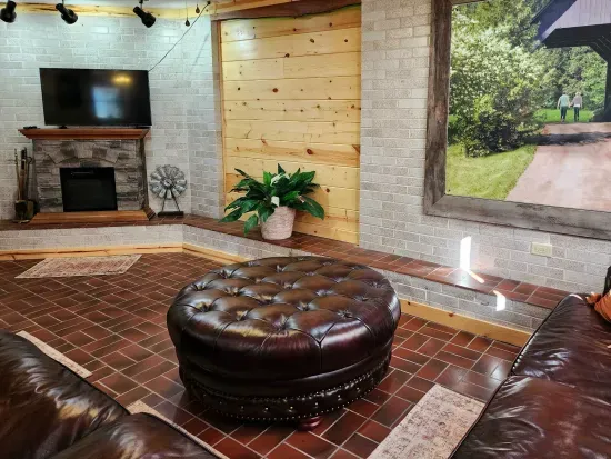 Snickers Ridge Lodge