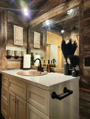 Snickers Ridge Lodge