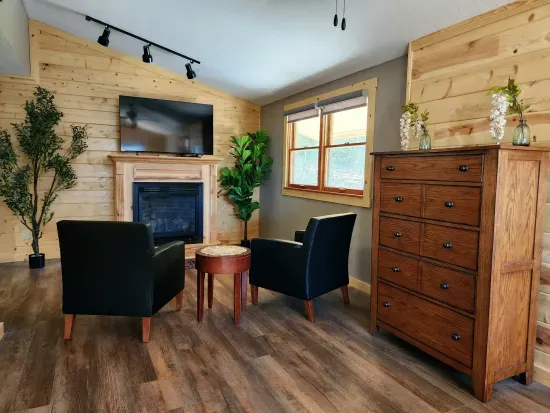 Snickers Ridge Lodge