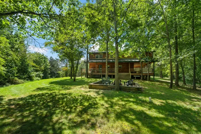 Autumn Leaf Lodge - image 58 of 73