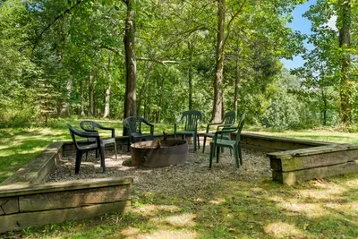 Autumn Leaf Lodge - image 57 of 73