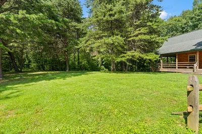 Autumn Leaf Lodge - image 59 of 73