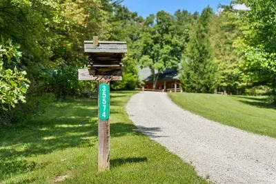 Autumn Leaf Lodge - image 63 of 73