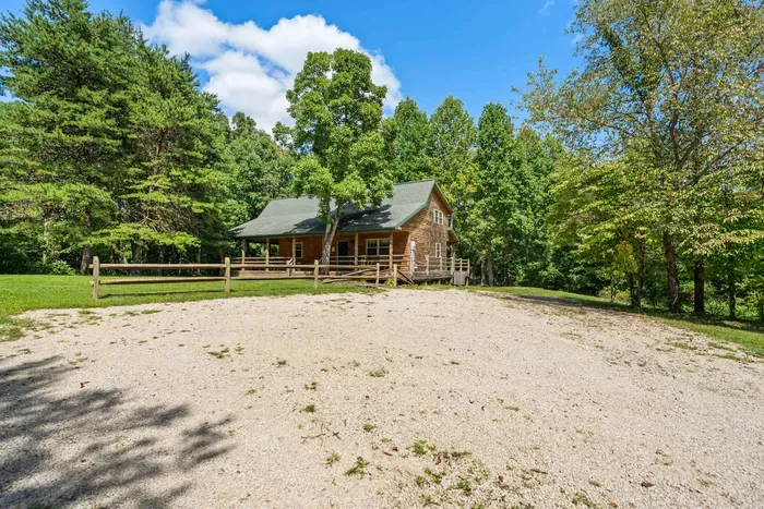 Autumn Leaf Lodge - image 60 of 73