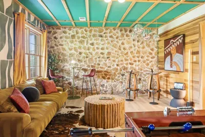 Whiskey Ridge Lodge - image 43 of 85