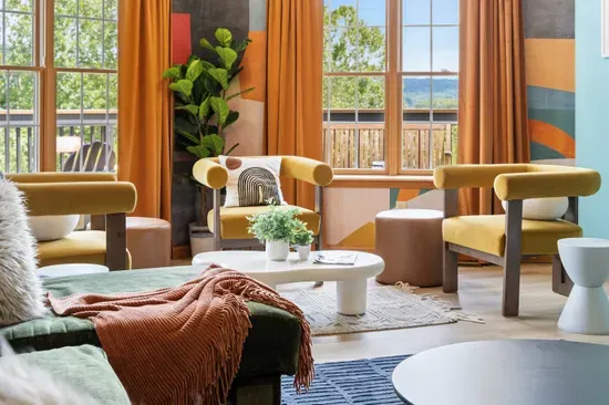 Whiskey Ridge Lodge