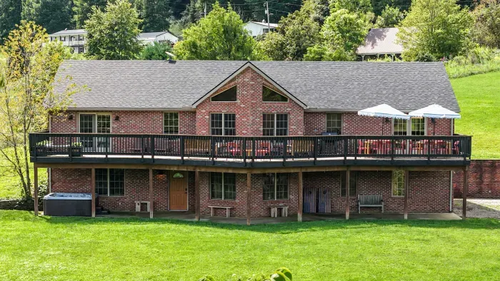 Whiskey Ridge Lodge - image 80 of 85