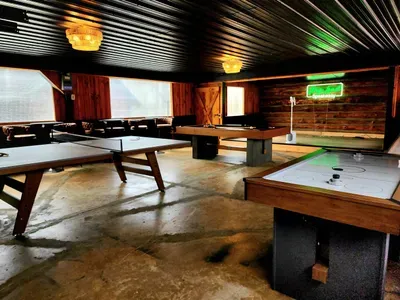  Emerald Forest Lodge