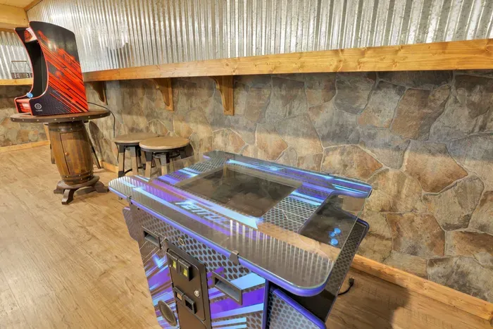 Luxury Secluded Lodge with a View | Hot Tub•Games - image 32 of 45