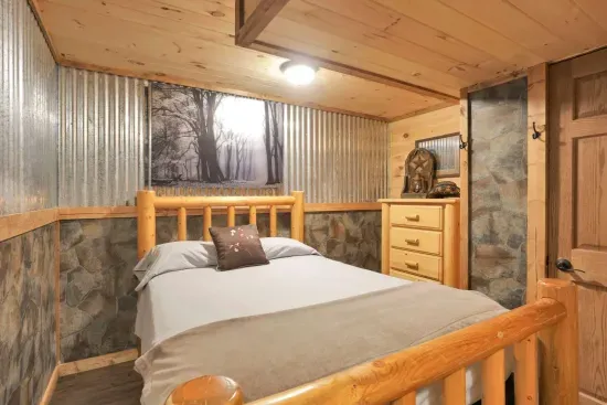 Treetop View Lodge