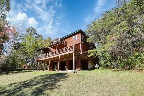 Treetop View Lodge