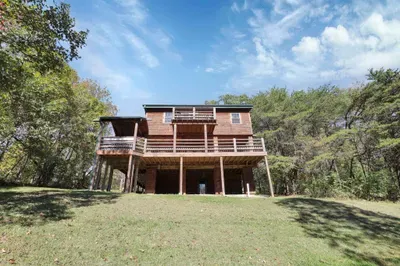 Treetop View Lodge - image 45 of 45