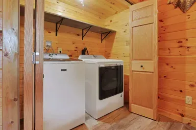 Kodiak Lodge - image 42 of 49