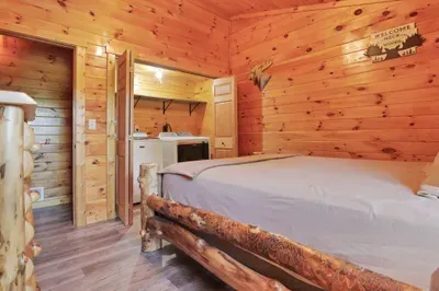 Kodiak Lodge - image 37 of 49