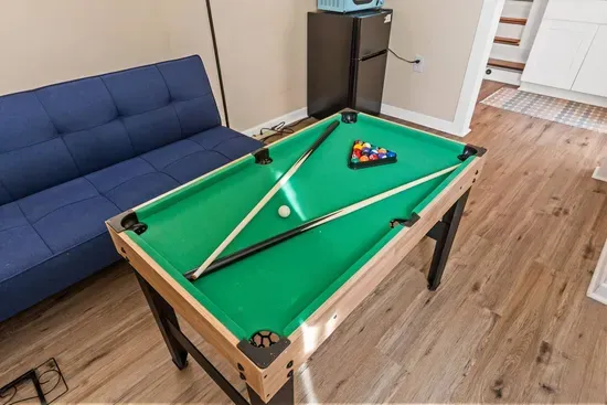 Pool table