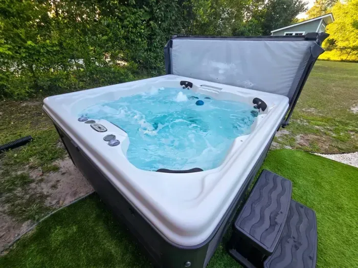 Hot tub 2