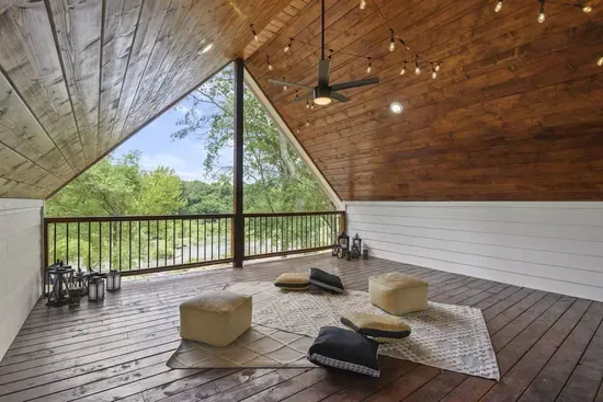 Yoga Balcony