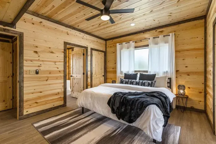 King Suite 1