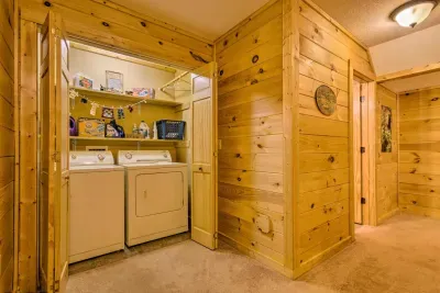 Sperry Hideaway - image 28 of 32