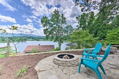 Have a glass of wine, cup of coffee, or make-your-own s'mores with views of the lake, mountains, and golf course all in one shot!