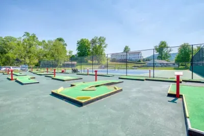 Purchase mini golf at the Lake Junaluska Outfitters store and enjoy a round of mini golf fun with lake views!