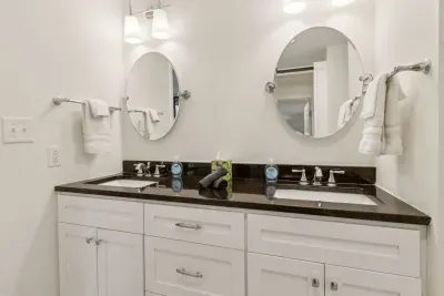 With extra space for two, the main bathroom comes with plenty of space to get ready for a night on the town!