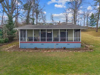 Hudnall House - image 4 of 35