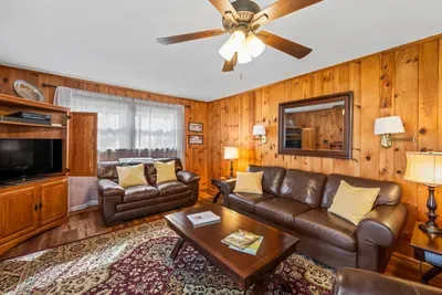 Hudnall House - image 22 of 35