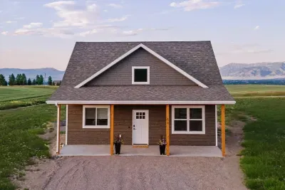 Set on a quiet hilltop, the Wandering Bison Cabin offer space to breathe, views to inspire, and the perfect balance of comfort and nature.